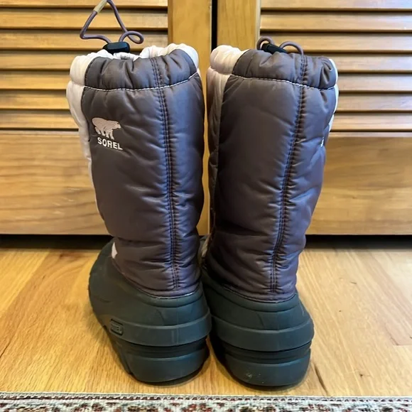 Sorel women’s snow boots - Picture 3 of 5